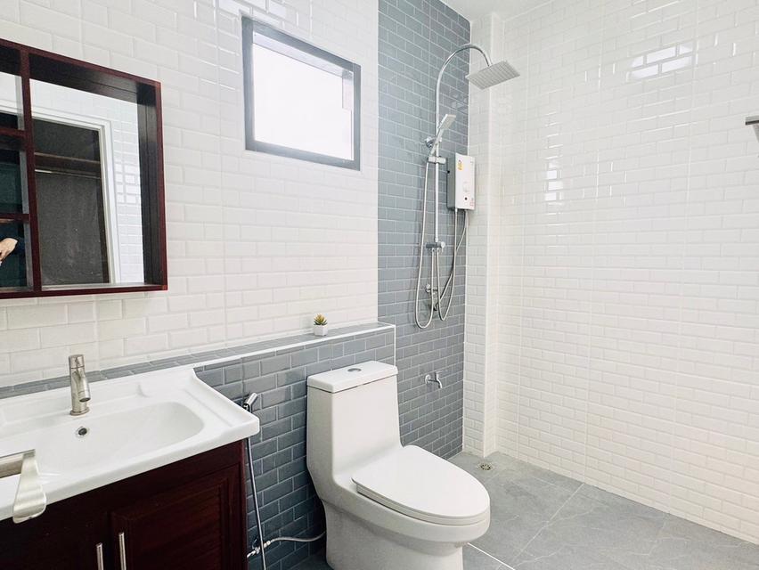 🏡💦 Pool Villa 2 ชั้น มีสระส่วนตัว! ใกล้ตลาด–ห้าง ทำเลดีสุด ๆ ย่านเศรษฐกิจ พร้อมเข้าอยู่! ✨ 17