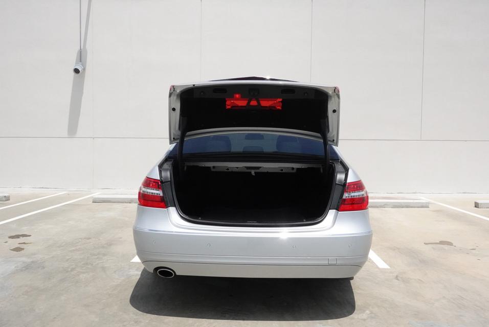 MERCEDES BENZ E250 CGI 1.8 Avantgarde (W212) ปี2012/2013 16