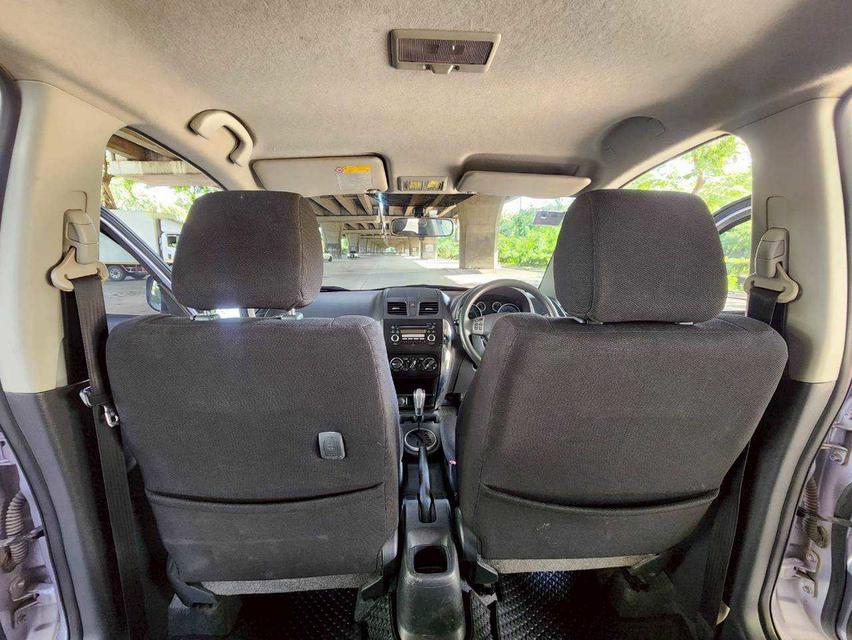 Suzuki SX4 X-Over 1.6 Hatchback AT ปี 2011 12