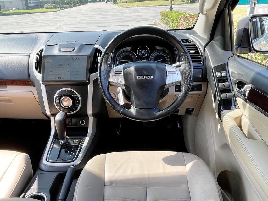 Isuzu MU-X 3.0DA DVD ปี17 9
