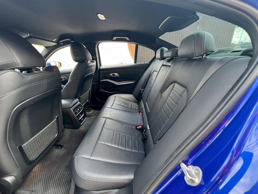 ปี 2020 BMW SERIES 3, 320d M SPORTโฉม G20 ปี18-ปัจจุบัน สีน้ำเงิน เครื่องยนต์ดีเซล 4 สูบ 12