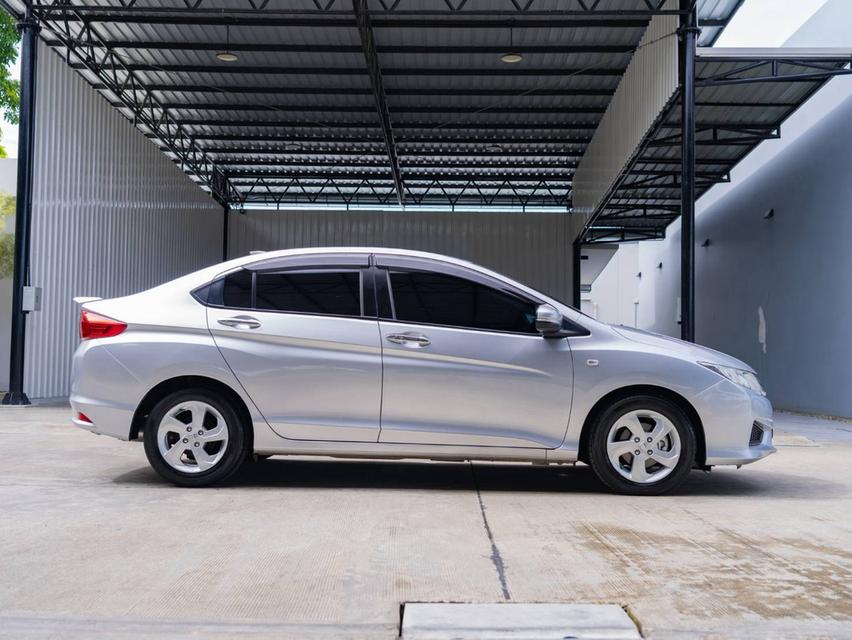 Honda City 1.5 V+ ปีจด 2015 รูปที่ 5