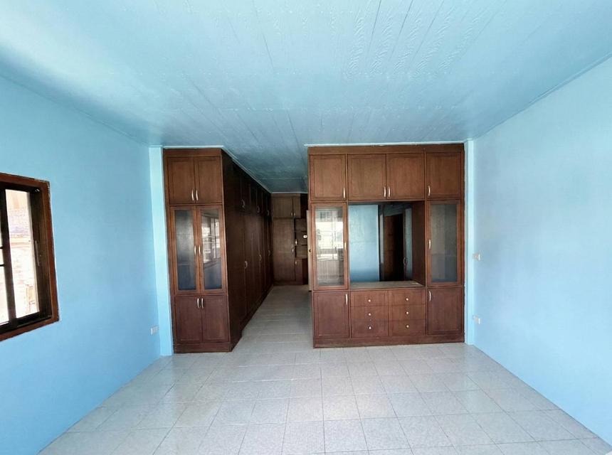 ขายอาคารพาณิชย์ 3 ชั้น หลังหัวมุม ทำเลค้าขาย ใกล้สถานีรถไฟลำปาง ( สบตุ๋ย ) 3