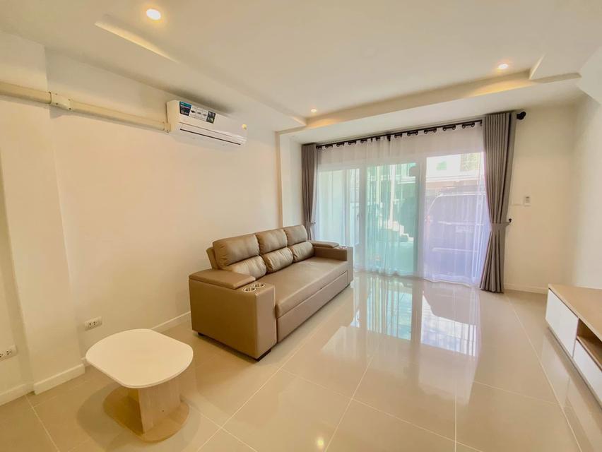 🏙️ ทาวน์โฮม 2 ชั้น ทำเลเมืองเชียงใหม่ ใกล้ศูนย์ราชการ & รวมโชค เพียง 10 นาที City Center Townhome for Rent - Near Ruamchok Mall & Government Center 7