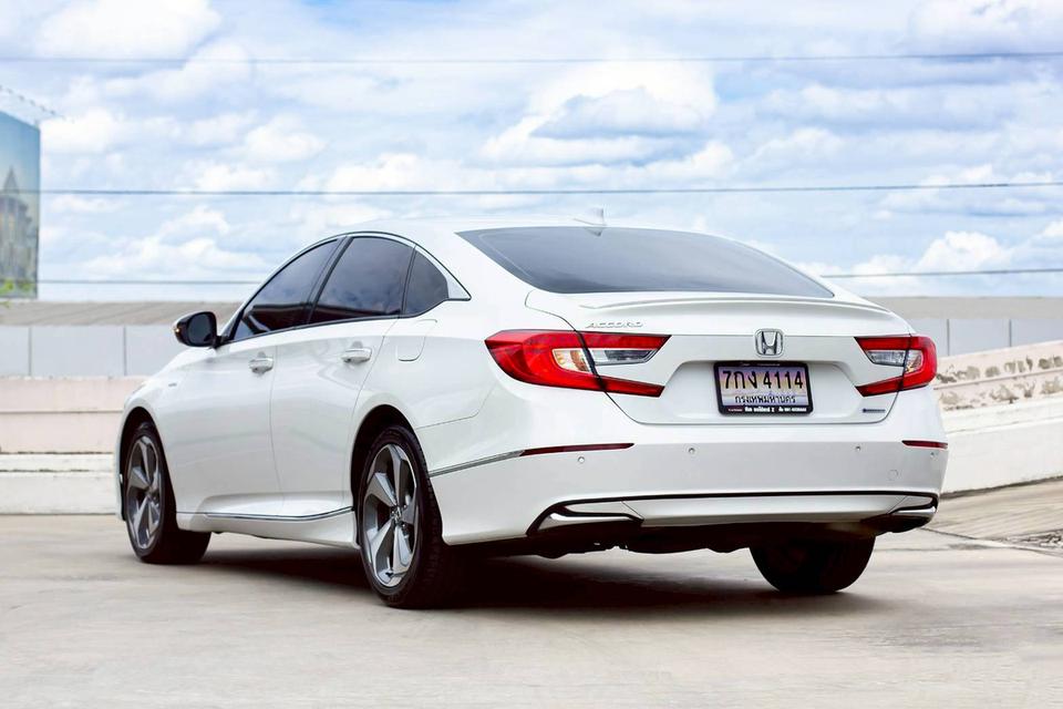 ขาย Honda Accord 2.0Hyrid Tech ปี20