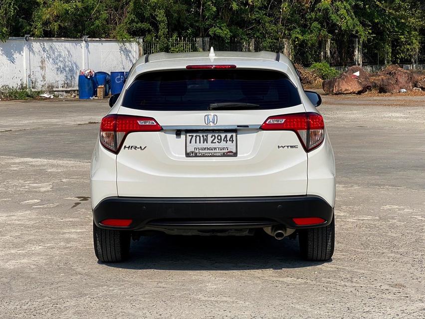 Honda HRV 1.8E (Minor Change) 5