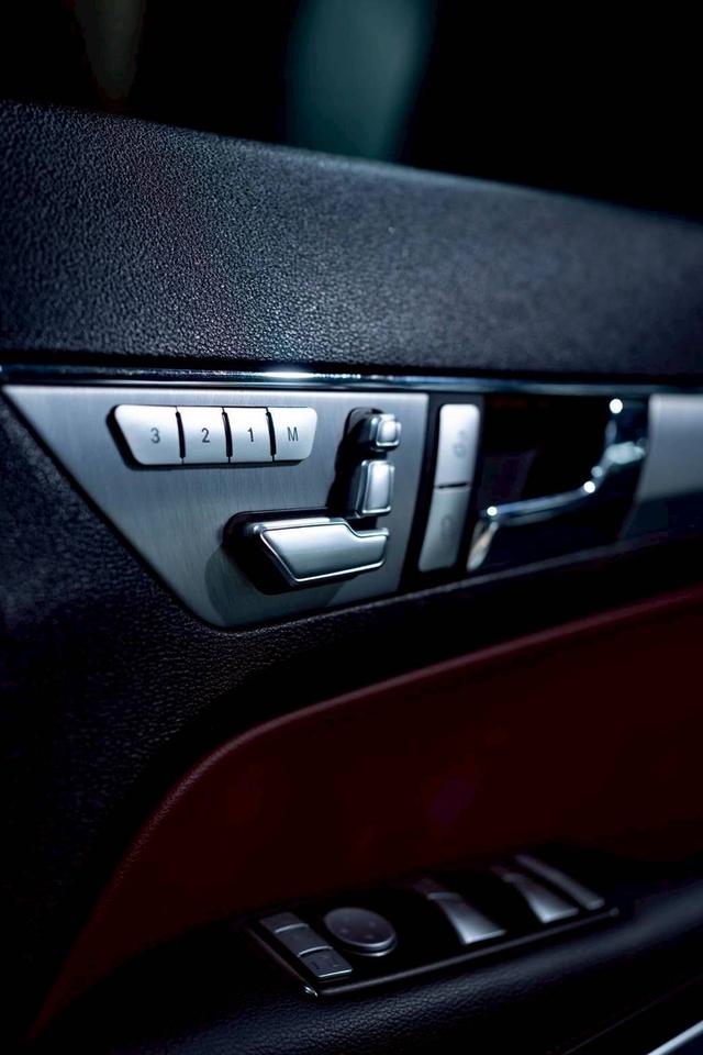 รหัสรถ PR44 Benz E250 CGI Coupe AMG (Model W207) 9