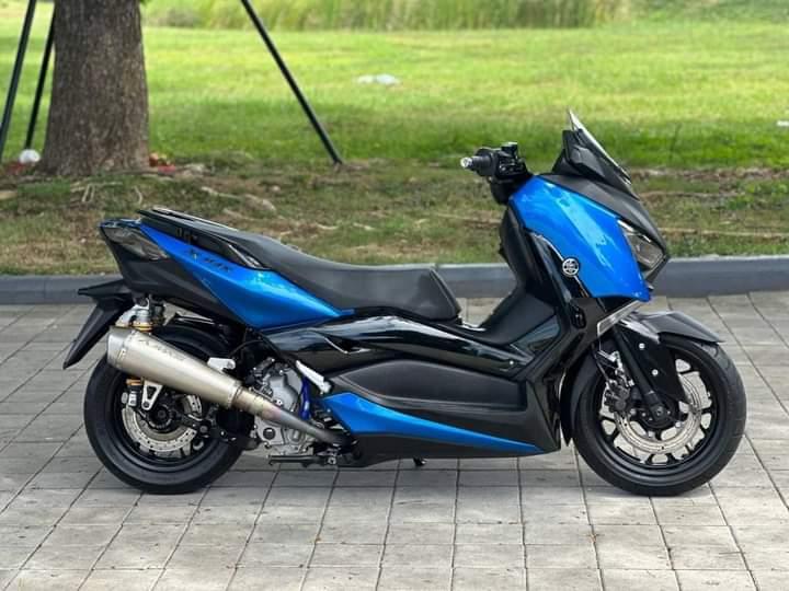 Yamaha Xmax blue  2
