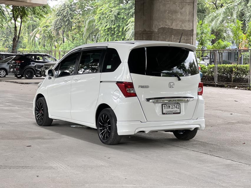 ขายรถ Honda Freed 1.5EL ปี 2013 สีขาว เกียร์ออโต้ 6