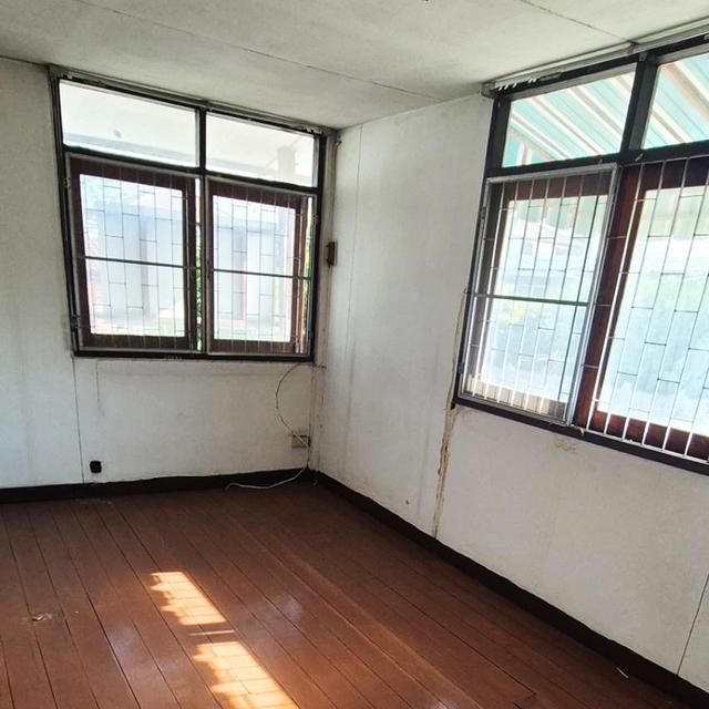 ขายถูก บ้านเดี่ยว44ตรว. ม.โชคชัย ซ.ลาดพร้าว96 ขายตามสภาพ เหมาะซื้อไปรีโนเวท 11