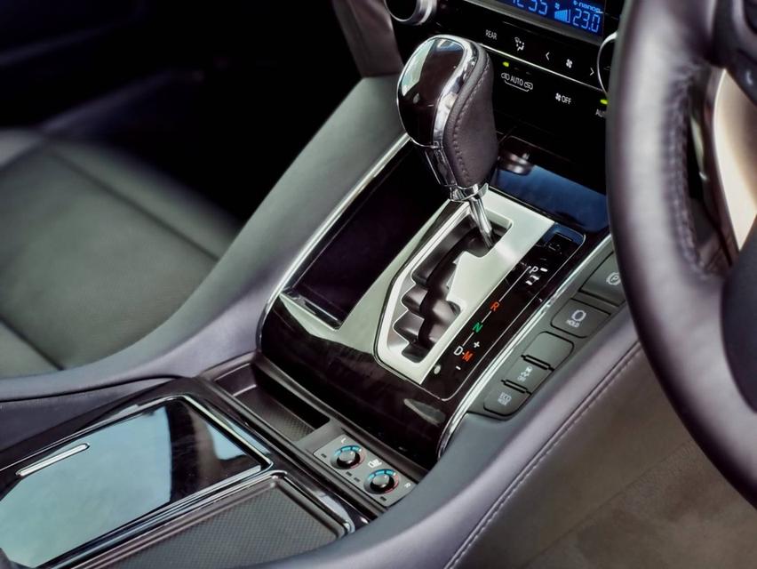 Toyota Alphard SC ( MNC ) ปี 2020 ไมล์ 72,xxx km 12