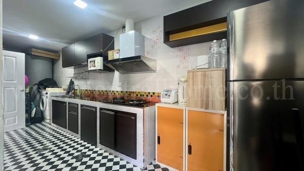 ทาวน์โฮม บ้านพฤกษา 60 รังสิต - บางพูน หลังมุม 13