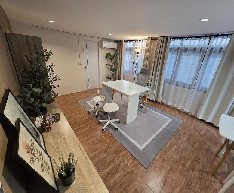 ให้เช่าบ้านเดี่ยว 2 ชั้น ซอยศรีบูรพา ใกล้แยกนิด้า บ้านสวยมาก / พื้นที่ดิน 50 ตารางวา / Renovate ใหม่ทั้งหลัง 11