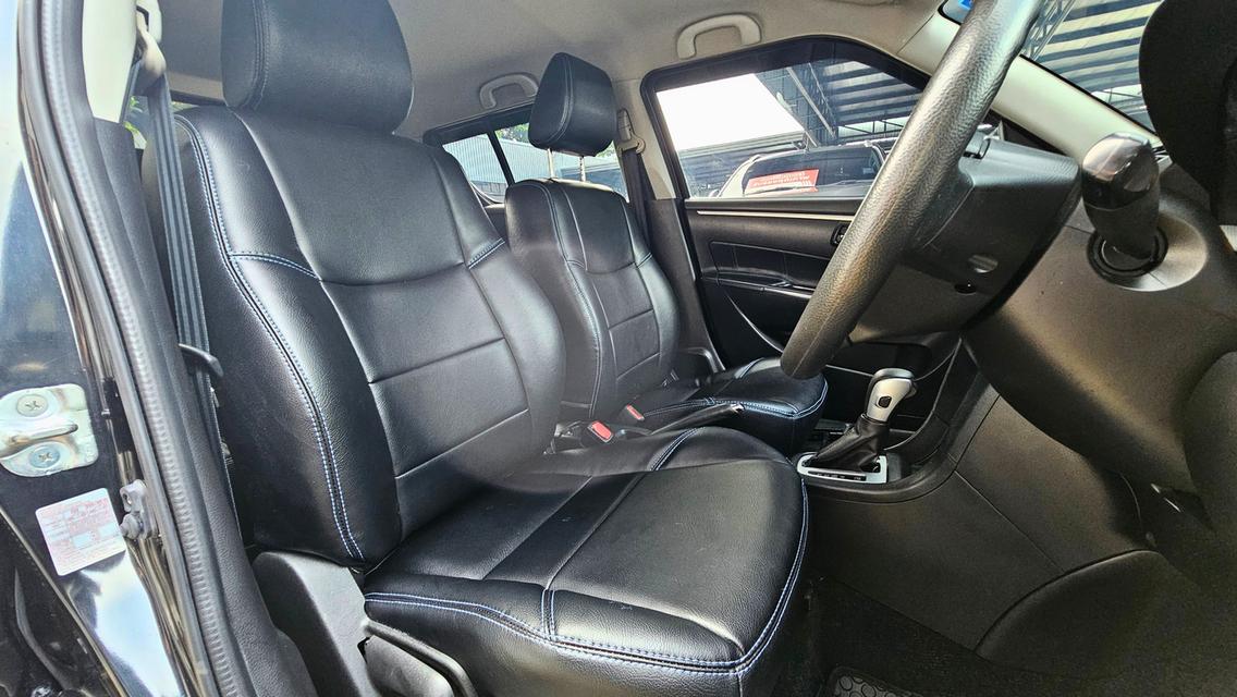 Suzuki Swift 1.2 GL | ปี 2015 | ไมล์ 10x,xxx กม.ราคา💵 199,000.- ผ่อนเริ่มต้น 5,xxx บาท/เดือน⚬ เครื่องยนต์เบนซิน 4 สูบ DOHC 16 วาล์ว 1.2 ลิตร K12B รูปที่ 9