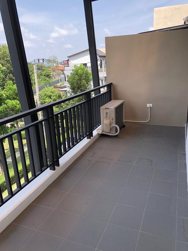 ขายบ้านโครงการ Urbantara Espac-i-o ซอยประชาอุทิศ 76 18