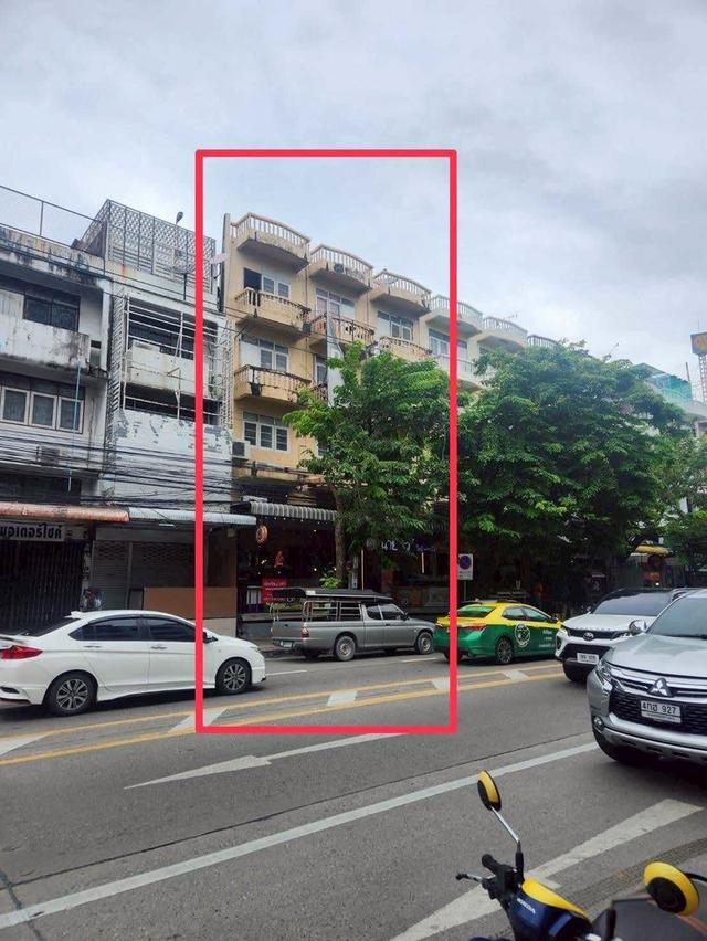 ให้เช่าอาคารพาณิชย์ 4 ชั้น 3 คูหา ถนนอุดมสุข ใกล้ BTS บางจาก (N.1863) 1