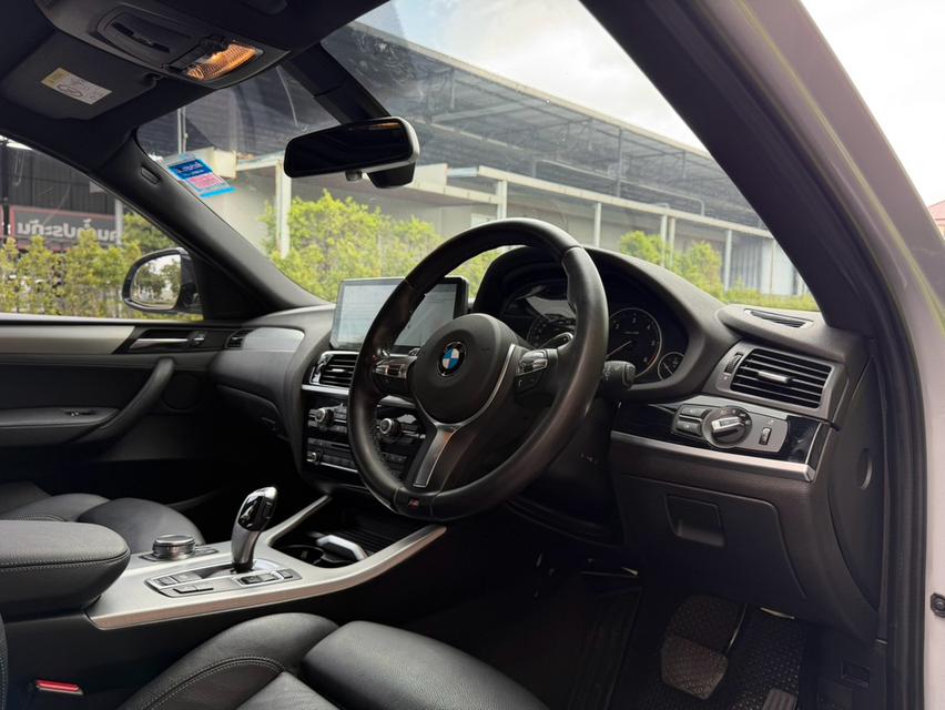 BMW X4 M Sport SUV ดีเซล 2.0 ขับ 4 หลังคา Sunroof รถศูนย์ ประวัติครบ รูปที่ 8