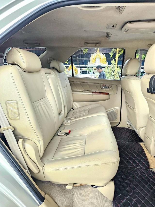Toyota Fortuner 3.0V 4WD 2008 ขายสด รูปที่ 9