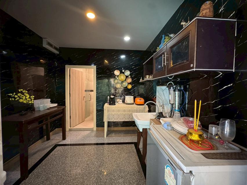 ขายบ้านเดี่ยวหลังใหญ่ รีโนเวทใหม่ พร้อมอยู่ ลาดพร้าว - โยธินพัฒนา 11 (N.2174) 9