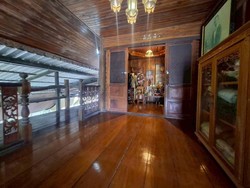 ขายบ้านทรงไทย 2 ชั้น หลังใหญ่มีพื้นที่เยอะ ในซอยเอราวัณ 18 คลองสอง-คลองหลวง 6