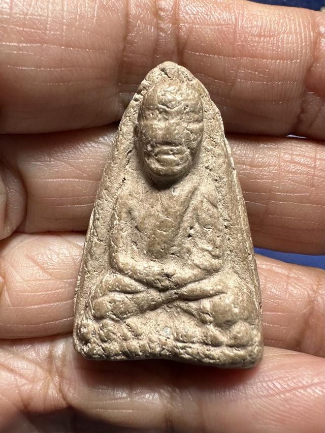 ล.ป.ทวด (ล.ป.ธูป วัดแคนาง เลิ้งสร้าง)