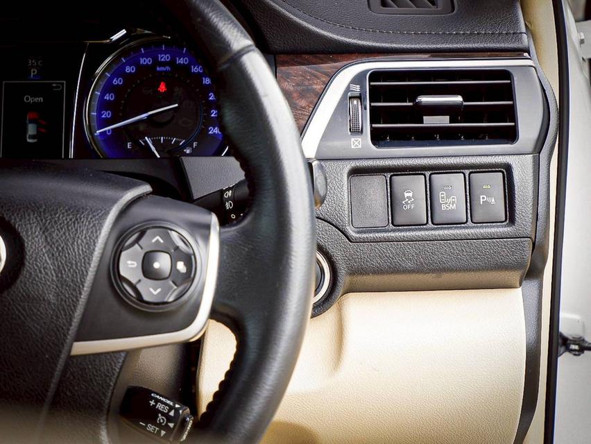 TOYOTA CAMRY 2.0 G (MNC) เกียร์ Auto สีบรอนซ์เทา ปี 2015 13