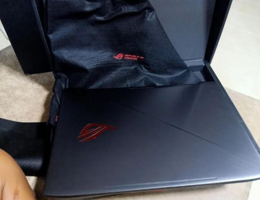 Notebook ASUS สวยๆ 4