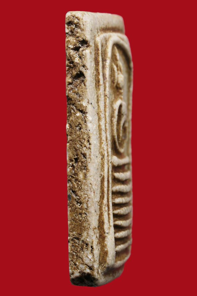 พระสมเด็จ วัดเกศไชโย พิมพ์ 7ชั้น  4