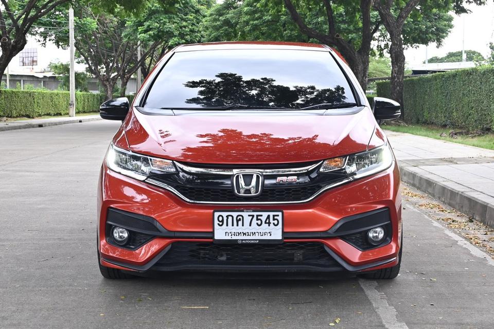 รถสวยๆยอดนิยมมาแล้วจ๋าHonda JAZZ 1.5 RS Hatchback