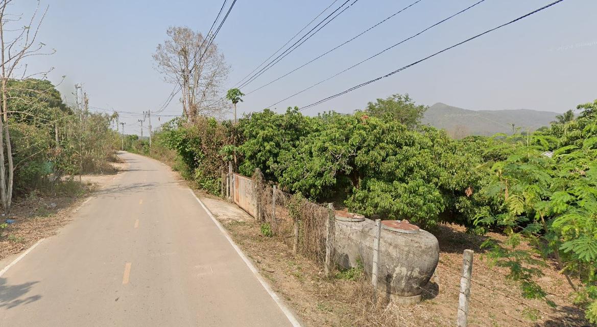 ขายด่วน! ที่ดินทำเลทอง 2 ไร่ 30 ตร.ว. ติดถนน ติดน้ำ บรรยากาศร่มรื่น ต.มะเขือแจ้ ลำพูน เหมาะทำบ้านสวนวัยเกษียณ 2