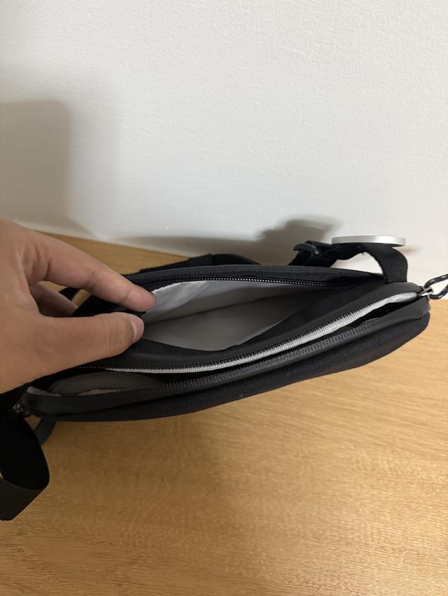 กระเป๋าสะพายข้าง orbitkey slings bag 2l 4