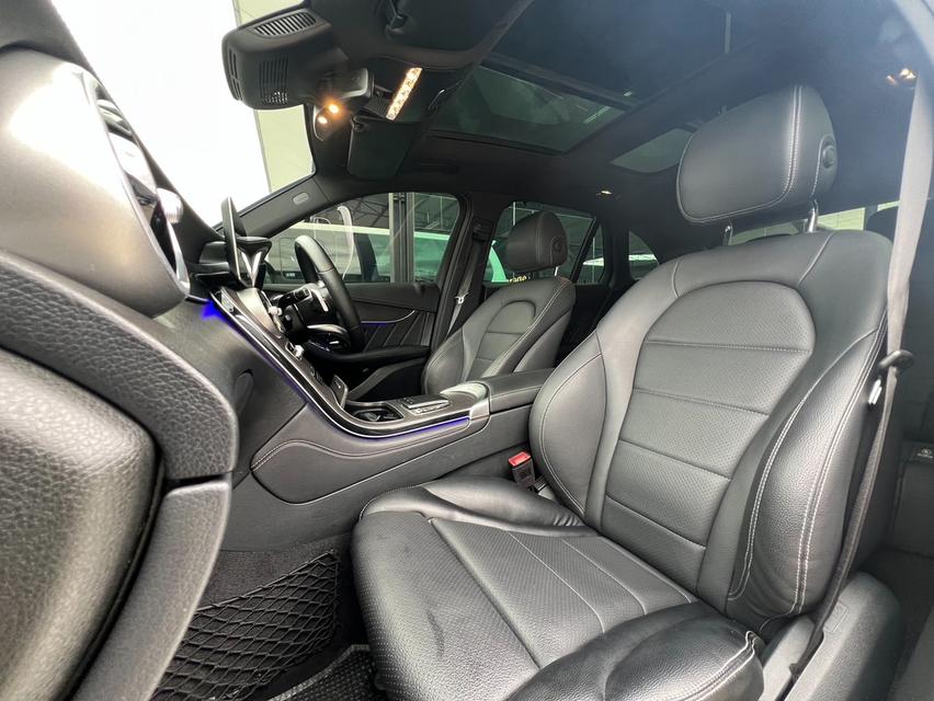 รหัสรถ JRS9032 BENZ GLC 300e AMG มือเดียวป้ายแดง ปี 20 7