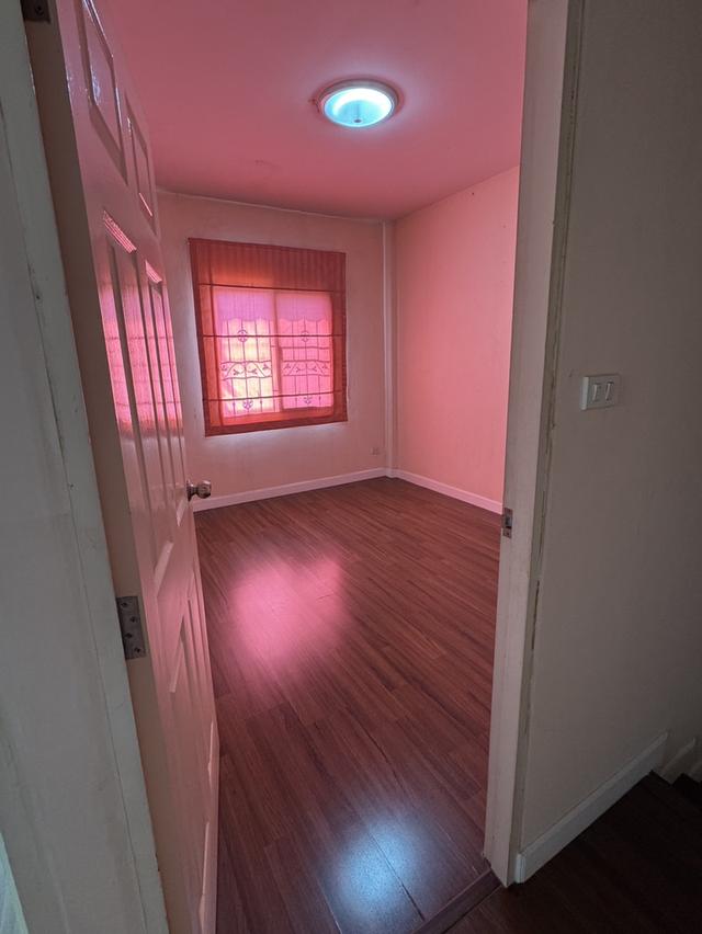 ให้เช่า บ้านทาวน์เฮาส์หลังมุม ไซส์ใหญ่ (36 ตร.วา) 3น3น หมู่บ้านลิฟวิ่ง พาร์ค พระราม5 บางศรีเมือง นนทบุรี 11