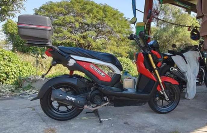 ปล่อยขาย Honda Zoomer X สีแดง 4