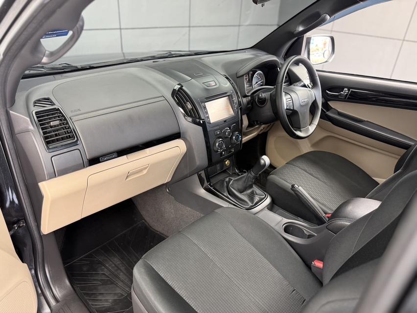 2019 ISUZU D-MAX, 1.9 Ddi Z-Prestigeโฉม HI-LANDER CAB-4 12-19 สีดำ เกียร์ธรรมดา เครื่องดีเซล🚀🚀 ไมล์แท้ 203,868 km. คู่มือบุ๊คเซอร์วิสครบ รูปที่ 11