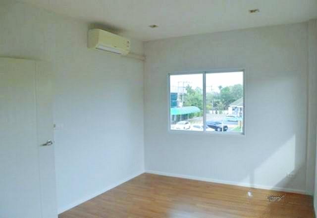 ให้เช่าบ้านคาซ่า 2 ชั้น 60 ตร.วา. BTS คูคต 6.8 กม. รังสิต คลอง2 ฟิวเจอร์ รังสิต 5.0 กม. 240 ตร.ม.3 แอร์ รร.นานาชาติสยาม  4