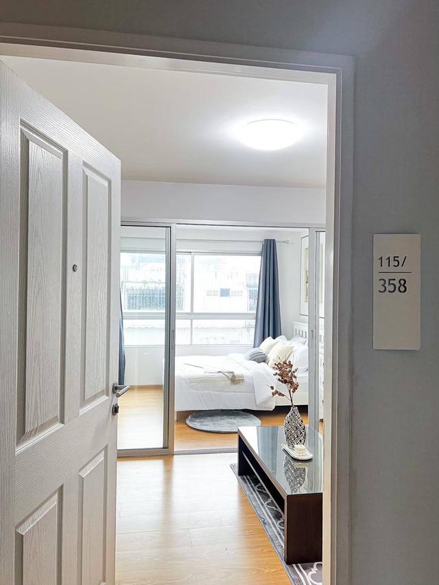 ดี คอนโด ติดรถไฟฟ้า (สายสีม่วง) สถานีไทรม้า หน้าโครงการ‼️ บิ้วอินครบ เฟอร์ครบ👍 ใกล้❤️ -สะพานพระนั่งเกล้า -ตลาดต้นสัก -ตลาดนกฮูก ไนท์พลาซ่า -เซ็นทรั 6