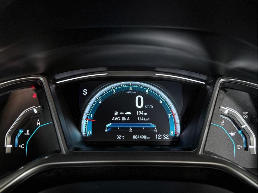 รหัสรถ WRT3775 2021 HONDA CIVIC, 1.8 EL 12