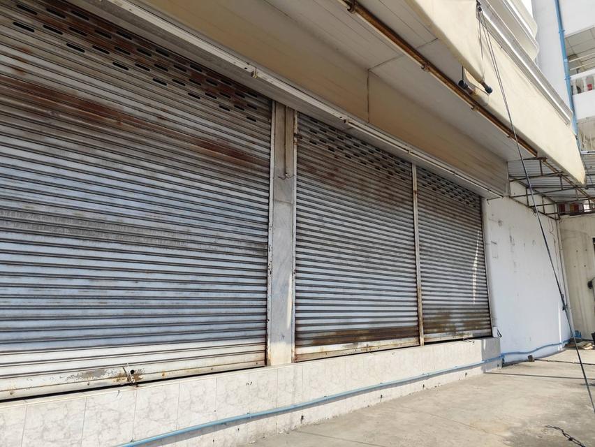 Rent building 5 storeys  main road at Suan Luang Rama 9, Prawet ,Bangkok 2