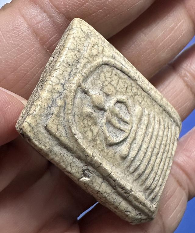 พระสมเด็จวัดเกศไชโย พิมพ์นักเลงโต