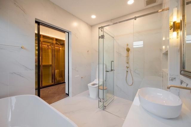 บ้านหรูหลังมุม สไตล์ฝรั่งเศส ใจกลางย่าน New CBD กรุงเทพกรีฑาตัดใหม่ 4