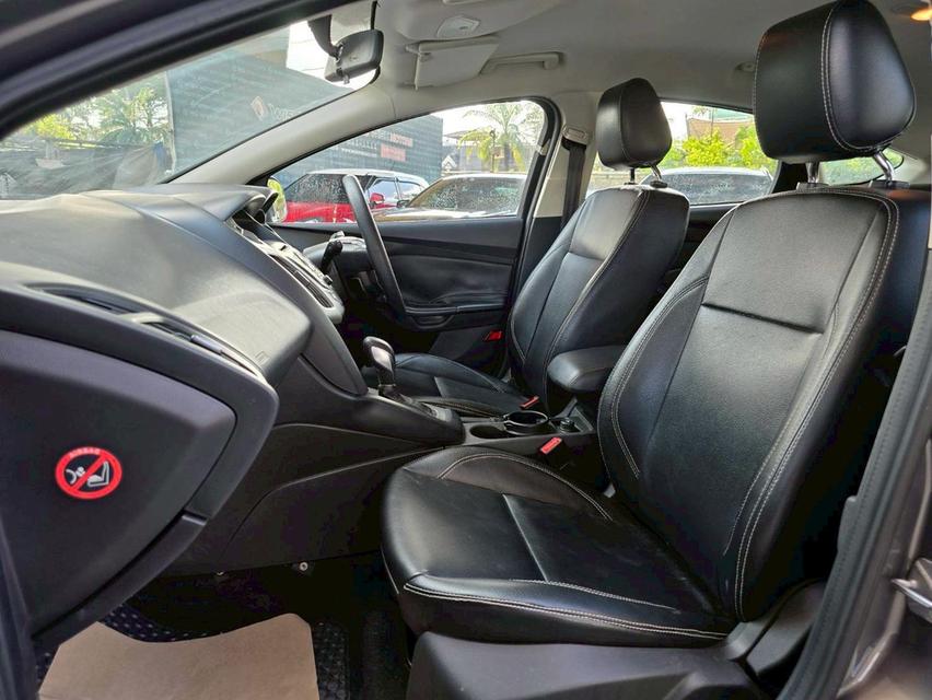 รหัสรถ WMT560 Ford Focus 1.6 Hatchback ปี 2013 10