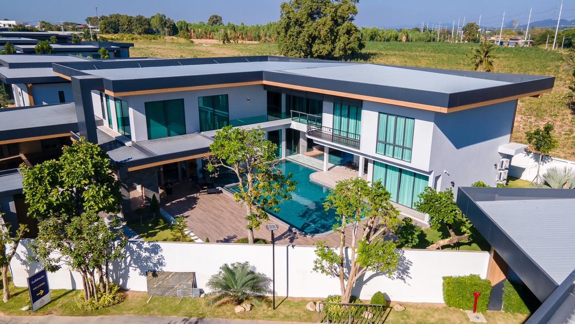 Super Luxury Villa Pattaya  3