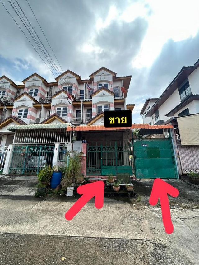ขาย ทาวน์โฮม มั่งมี ซิตี้ บางแค  พื้นที่ 278 ตรม. ขนาด 19.9 ตร.วา ราคาพิเศษ 1,983,800 บาท 2