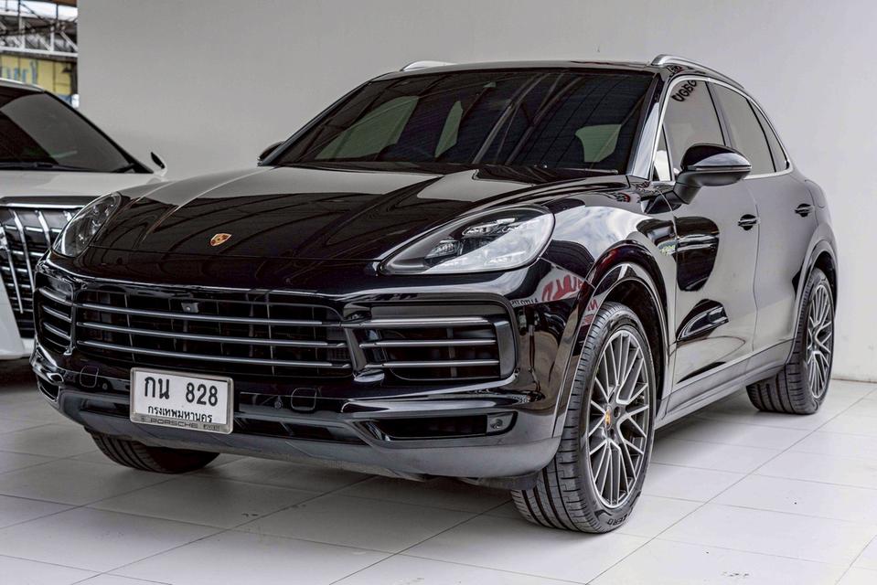 รหัสรถ NP828 PORSCHE CAYENNE 3.0 E-HYBRID COUPE 2020 9