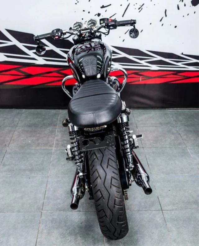 Triumph T100 สีดำสวย 3