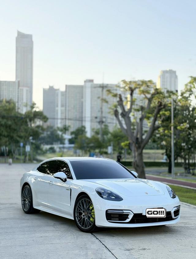 Porsche Panamera 4 E Hybrid