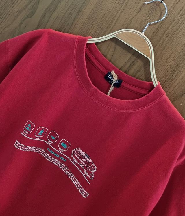 เสื้อยืดยูนิโคล่ 2
