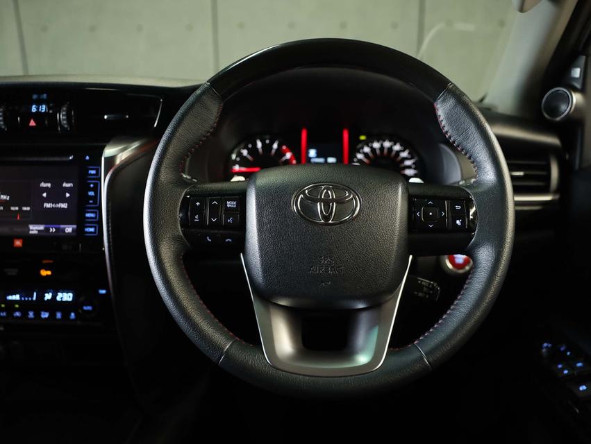 2020 Toyota FORTUNER 2.8 (ปี 15-25) TRD Sportivo SUV AT รูปที่ 8