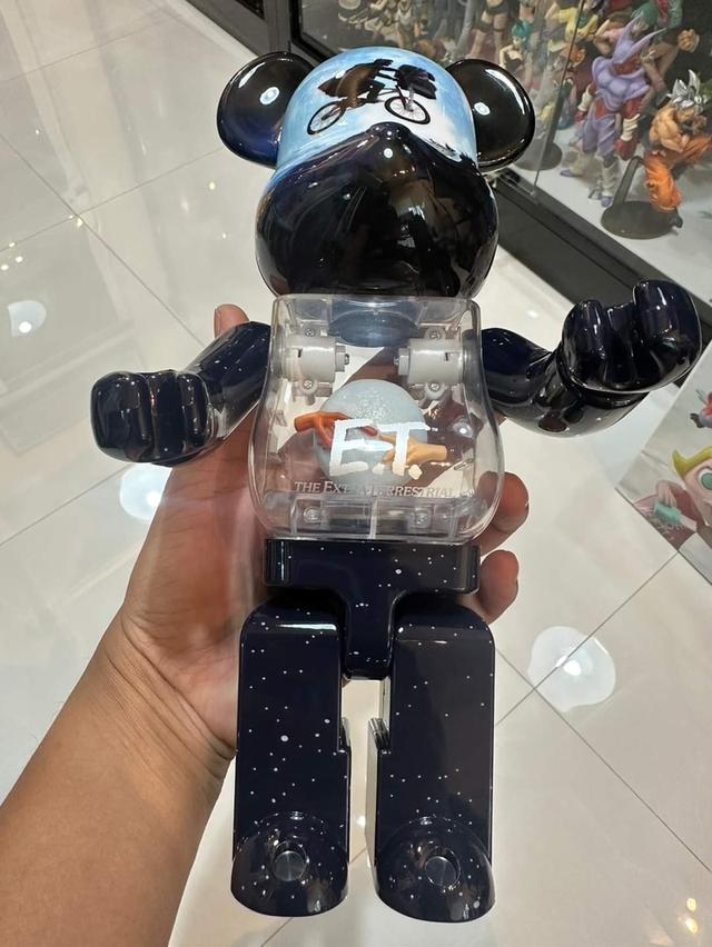 Bearbrick E.T. Light Up 100% & 400%